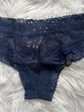 Victoria's Secret Cotton Lingerie Lacie Cheeky Panty Size M